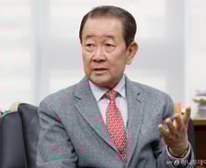 "대통령 손발 묶지마라" 쓴소리.. 박주선 대한석유협회장은 누구