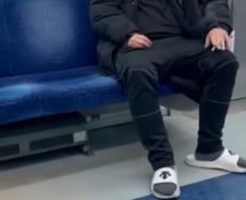 [더영상]지하철서 담배 '뻐끔' 1호선 빌런男…유치원 앞 흉기난동범