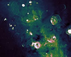 '죽어가는 별' 포착…"번쩍"하며 광대한 먼지 구름 뿜어내[우주다방]