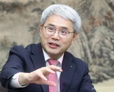 윤희성 수은행장 "K-POP처럼 K-EXIM 시대 위한 기반 닦겠다"