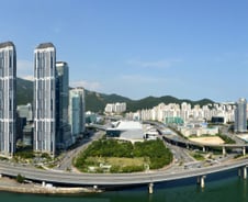 34년째 인구 순유출 부산, 이 거리서 청년유입 대반전 노린다