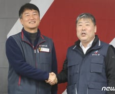 "대기업 사무직 고액 연봉자"…양대노총이 말하는 MZ노조 한계