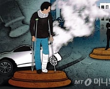 [단독]12세 손자 태우고 풀액셀?…'강릉 급발진 의심사고' 국토부 조사