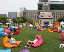 적막한 서울도서관을 '책놀이터'로[우보세]