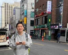 647㎞ 걸어서 배달, 538만원 벌어…남한테 다 쓴 사람[인류애 충전소]