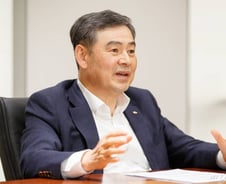 KB증권 IB 대표주자로 만든 '정통 IB맨' 김성현 사장