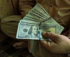 [광화문]달러 위에 쌓이는 지푸라기를 주시하라