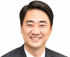 "교육 때문에 찾아오는 도시 만들고, 1000만 관광객 시대 열 것"