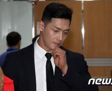 [단독]'에덴' 양호석, 주거침입·경찰 폭행이어 '강간미수' 혐의