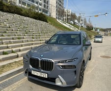 BMW X7, 앞모습 바꾸니 이제 좀 비싸보인다[차알못시승기]