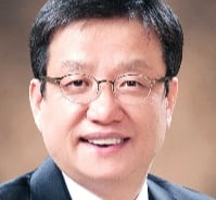 [투데이 窓]악성 매크로 프로그램 규제 서둘러야