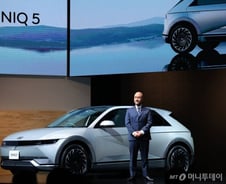 '日 올해의 車' 받은 현대차…1분기 성적은 아쉽네