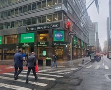 월가 은행주 방어선 FRC 무너졌다…밑빠진 독 [뉴욕마감]