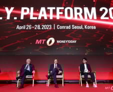 "시장 적용 가능한 혁신 필요…기업가와 국가 다르지 않아"