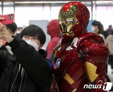 "당신의 목숨, 로봇과 자율 주행차에 맡기시겠습니까"