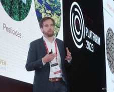 사람 대신 기술로 채우는 온실…"작동 더 쉽게, 수확 더 많이"