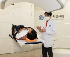 연세의료원, 초기 전립선암 대상 국내 첫 '중입자 치료' 시작