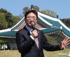 'K-콘텐츠·관광' 들고 'K-영업본부장' 자처한 기자 출신 장관