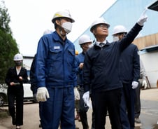 노·사·정 사이에서 해법 찾는 외로운 해결사, 이정식 장관