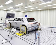 [르포]전기차 정비 만족도 '최하'…車 고치려고 車 고장 내는 사람들