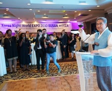 박진, '범 내려온다'팀과 중남미서 '즉석 댄스 홍보전'…"부산 이즈 레디"