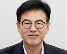 [단독]서울시 정무부시장에 강철원 민생소통특보 내정