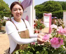 '에버랜드 장미 20만 송이' 반포 래미안 원베일리에 피는 이유