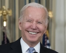 美 부채협상 주말에 타결…1.2%↑ 활짝웃은 증시 [뉴욕마감]