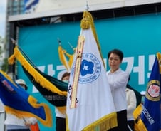 "투표로 심판" 간호법 퇴짜에 성난 간호사들, 총선기획단 깃발 흔들었다