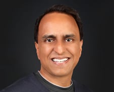 콜택시처럼 부르고 식료품 배달까지…'슈퍼앱' 진화하는 우버