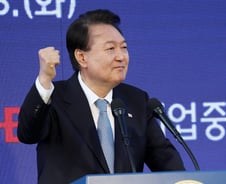 尹대통령 "우주산업, 그야말로 G7…우리 보는 눈 확 바뀔 것"