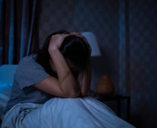 잠이 무조건 보약은 아니네…9시간 넘게 자면 우울증 위험↑