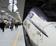 [단독]'부채율 낮춰라' 정부, SR에 3000억 현물 출자한다