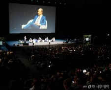 더 오래, 고쳐서, 공유하며…순환경제가 플라스틱을 쓰는 법