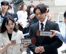 유아인 영장 기각에 檢 "법원은 마약과 전쟁 안하나"[정경훈의 검찰聽]