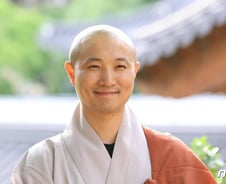 [단독]'두 아이 의혹' 도연스님, 승적 박탈되나…조계종 조사 착수