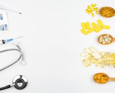 국민 90% 부족하다는 비타민D, 고용량도 골절·낙상 예방 효과 無