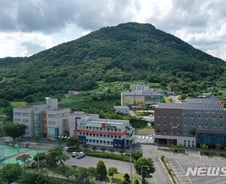 "이 강의 듣고 의대 갔어요" 중고생 몰렸다…지방소멸 막을 '신의 한 수'