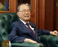 아흔둘 경영인의 조언 "청년의 용기, 바꿀수 없는 운명은 없습니다"