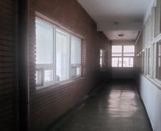 [르포]직원들 퇴근한 부산 중소 조선소…사장실 불만 꺼지지 않았다