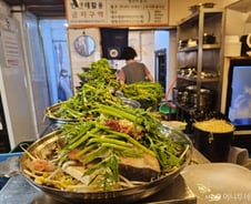 [르포]"저녁 손님 거의 전멸"…'오염수 공포'에 텅 빈 대구탕 골목