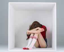 "잠 안 와" 밤새 뒤척, 우울한 MZ세대…'이 병' 위험 2배 높았다