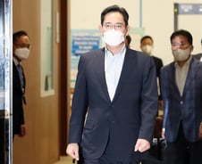 [단독]이재용 회장, 다음달 獨 슐츠 총리 만나 전장사업 논의