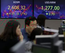 하루만에 다시 떠오른 '이차전지'…"변동성 주의"