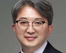 [기고]안개 속을 헤매는 운전자를 위하여