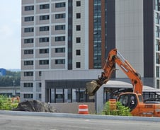 철근 154개 전부 누락…놀란 주민 "찰흙 아파트 안전하겠냐"[르포]