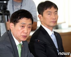 [단독]금융위원장, 9월 日 방문 검토... 한일 금융 셔틀미팅 재개?