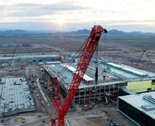 美공장 '적기 건설' 삼성전자, 1년 미룬 TSMC와 이것이 다르다