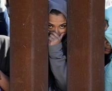 미국 국경 위기의 진짜 원인[PADO]