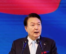 [단독]"월급을 나랏돈으로 줘서야"…연 3000억 '사회적기업 보조금' 깎는다